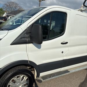 FORD TRANSIT 250 - 2