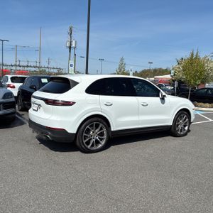 PORSCHE CAYENNE - 8