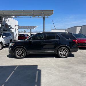 FORD EXPLORER XLT - 3
