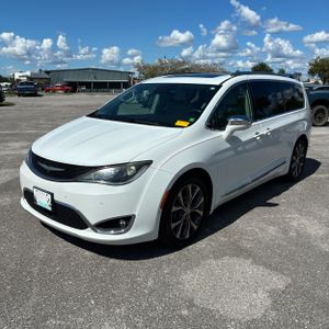 2017 Chrysler PACIFICA LIMITED — фото 1