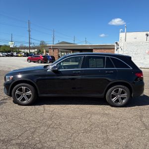 MERCEDES-BENZ GLC - 3
