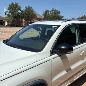صورة 2 لـ 2017 Volkswagen TIGUAN 2.0T SPORT 4MOTION