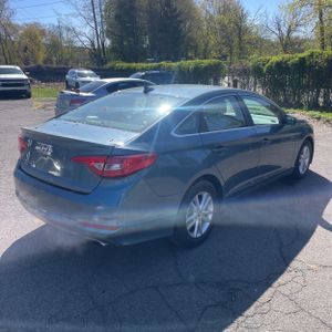 HYUNDAI SONATA SE - 8