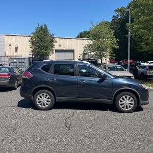 2016 Nissan ROGUE S — фото 6