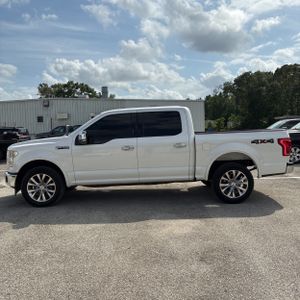 FORD F-150 LARIAT - 3