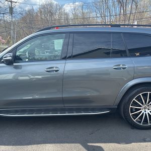 MERCEDES-BENZ GLS - 4