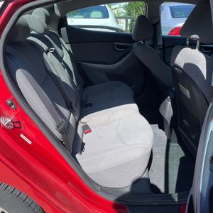 صورة مصغرة 30 لـ 2014 Hyundai ELANTRA SE