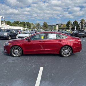 FORD FUSION SE - 3