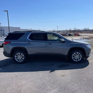 CHEVROLET TRAVERSE LT CLOTH - 10