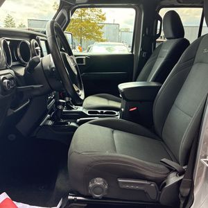 صورة مصغرة 34 لـ 2019 JEEP WRANGLER SAHARA