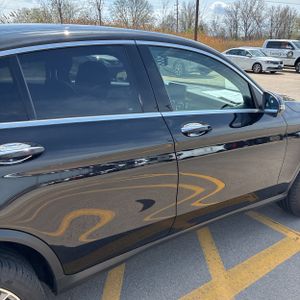 MERCEDES-BENZ GLC - 9