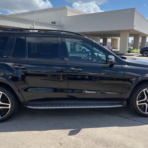 2017 Mercedes-BENZ GLS 照片 11