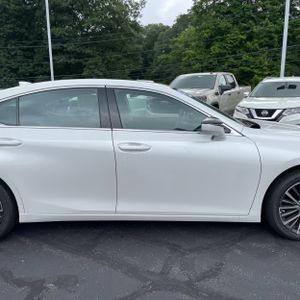 2024 Lexus ES 350 BASE — миниатюра 11