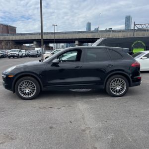 PORSCHE CAYENNE S - 3
