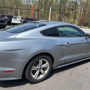 FORD MUSTANG ECOBOOST - 9