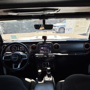 صورة مصغرة 40 لـ 2022 JEEP GLADIATOR MOJAVE