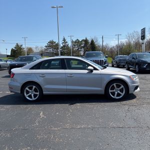 AUDI A3 2.0T PREMIUM - 10