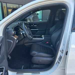 صورة مصغرة 32 لـ 2024 Mercedes-BENZ GLC