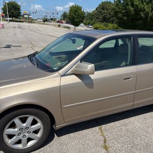2001 Toyota AVALON XLS — фото 2