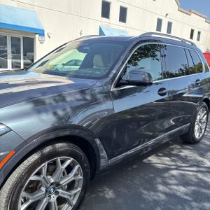 2021 BMW X7 XDRIVE40I — фото 2