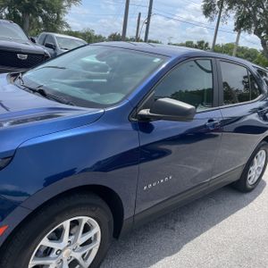 CHEVROLET EQUINOX LS - 2