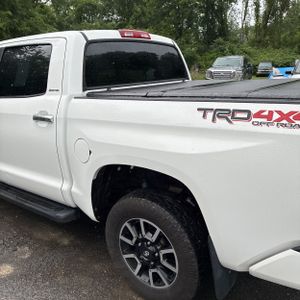 2019 Toyota TUNDRA LIMITED photo 6