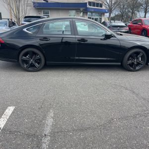 HONDA ACCORD HYBRID SPORT - 10