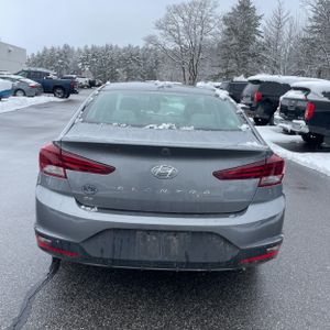 HYUNDAI ELANTRA SE - 7