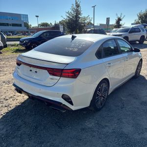 2023 KIA FORTE GT 照片 8