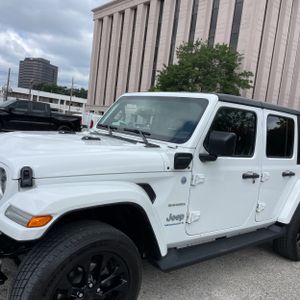 2023 JEEP WRANGLER 4XE SAHARA 4X4 照片 2