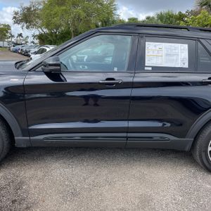 FORD EXPLORER ST-LINE - 4