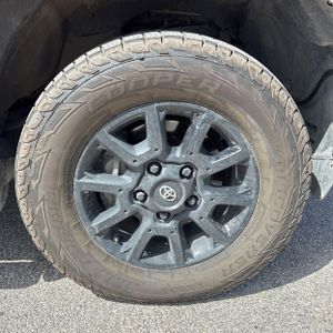 2020 Toyota TUNDRA SR5 缩略图 20