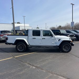 JEEP GLADIATOR OVERLAND - 10