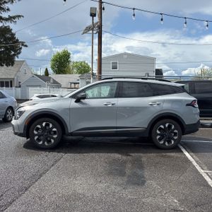 KIA SPORTAGE X-LINE - 3