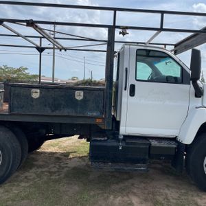 2004 Chevrolet CC7500 — миниатюра 11