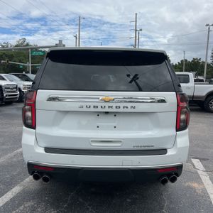 CHEVROLET SUBURBAN PREMIER - 7