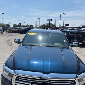 صورة مصغرة 15 لـ 2023 RAM 1500 LARAMIE