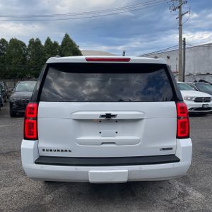 CHEVROLET SUBURBAN PREMIER - 7