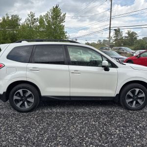 2017 Subaru FORESTER 2.5I PREMIUM — миниатюра 11