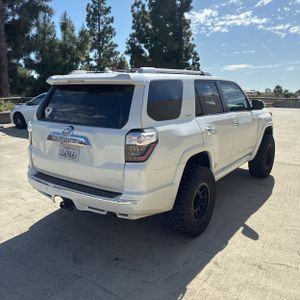 TOYOTA 4RUNNER - 8