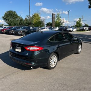 FORD FUSION SE - 8