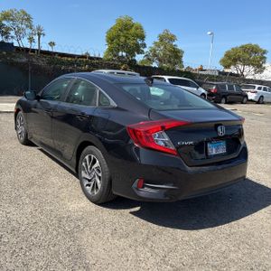 2017 Honda CIVIC EX — фото 5