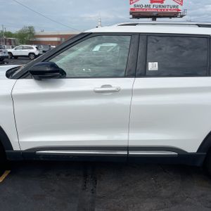 FORD EXPLORER PLATINUM - 4
