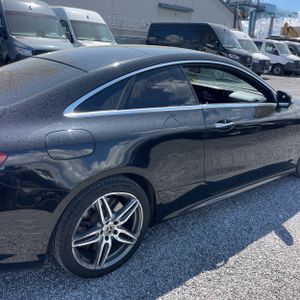 MERCEDES-BENZ E-CLASS - 9
