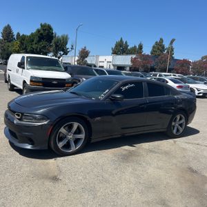 صورة 3 لـ 2016 Dodge CHARGER R/T