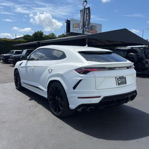 2022 Lamborghini URUS BASE 照片 5
