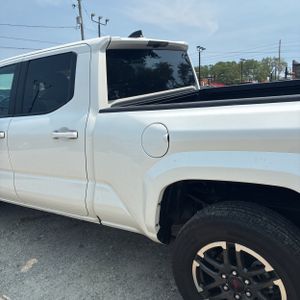 صورة 6 لـ 2024 Toyota TACOMA TRD SPORT