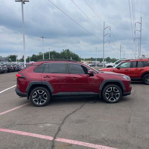 صورة 10 لـ 2019 Toyota RAV4 ADVENTURE