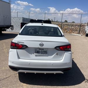 صورة مصغرة 22 لـ 2023 Nissan VERSA S