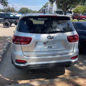 2019 KIA SORENTO L — фото 5